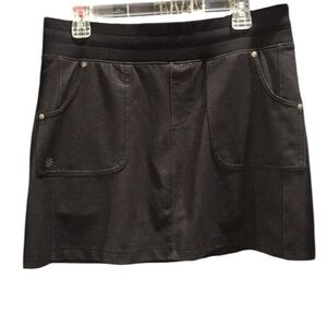 Athleta size large black pull on skort black denim look with stretch, sporty
